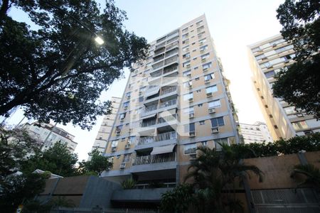 Apartamento à venda com 421m², 4 quartos e 3 vagasFachada do Prédio