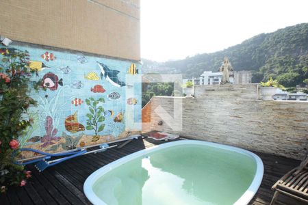 Apartamento à venda com 421m², 4 quartos e 3 vagasPiscina