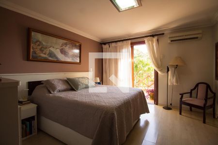 Casa de condomínio à venda com 174m², 4 quartos e 3 vagas Casa de condomínio à venda com 174m², 4 quartos e 3 vagas Suite