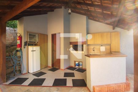 Casa de condomínio à venda com 174m², 4 quartos e 3 vagas Casa de condomínio à venda com 174m², 4 quartos e 3 vagasÁrea comum - Piscina