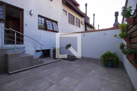 Casa de condomínio à venda com 174m², 4 quartos e 3 vagas Casa de condomínio à venda com 174m², 4 quartos e 3 vagasÁrea Externa