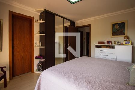 Casa de condomínio à venda com 174m², 4 quartos e 3 vagas Casa de condomínio à venda com 174m², 4 quartos e 3 vagas Suite