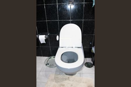 Banheiro do Quarto 1 de casa para alugar com 3 quartos, 160m² em Vila Medeiros, São Paulo