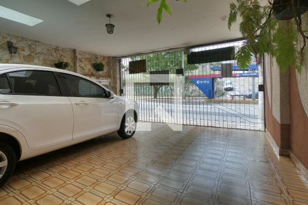 Casa à venda com 198m², 2 quartos e 2 vagasGaragem