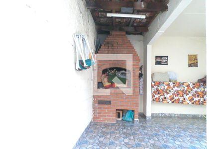 Casa à venda com 198m², 2 quartos e 2 vagasChurrasqueira