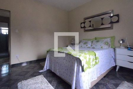 Casa à venda com 198m², 2 quartos e 2 vagasSuíte 