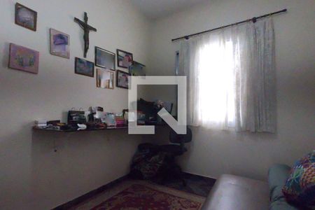 Casa à venda com 198m², 2 quartos e 2 vagasQuarto 