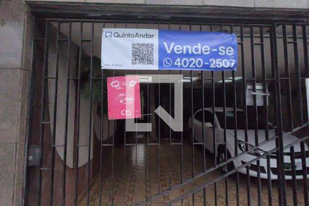 Casa à venda com 198m², 2 quartos e 2 vagasPlaca