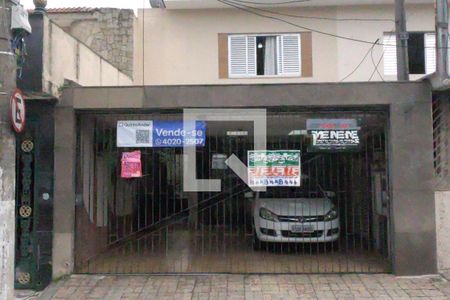 Casa à venda com 198m², 2 quartos e 2 vagasFachada