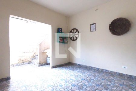 Casa à venda com 198m², 2 quartos e 2 vagasÁrea de Serviço