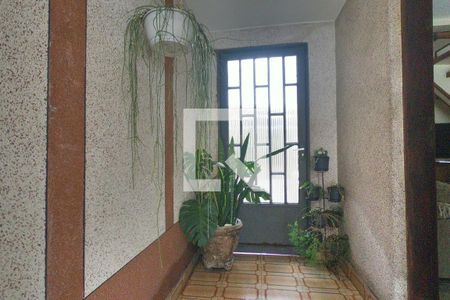 Casa à venda com 198m², 2 quartos e 2 vagasEntrada