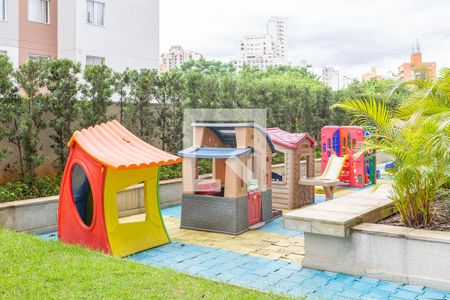Apartamento para alugar com 49m², 2 quartos e 1 vaga Apartamento para alugar com 49m², 2 quartos e 1 vagaÁrea Comum - Playground