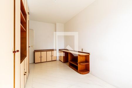 Apartamento à venda com 110m², 3 quartos e 2 vagas Apartamento à venda com 110m², 3 quartos e 2 vagasQuarto 2