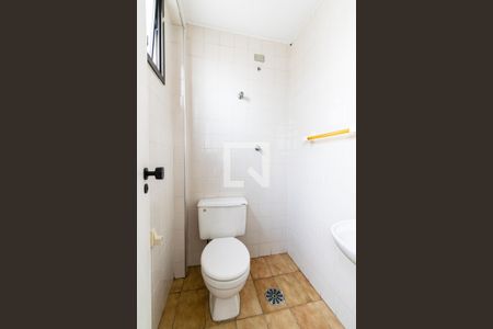 Apartamento à venda com 110m², 3 quartos e 2 vagas Apartamento à venda com 110m², 3 quartos e 2 vagasBanheiro de Serviço