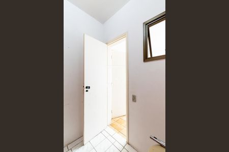 Apartamento à venda com 110m², 3 quartos e 2 vagas Apartamento à venda com 110m², 3 quartos e 2 vagasQuarto de Serviço