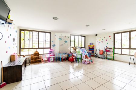 Apartamento à venda com 110m², 3 quartos e 2 vagas Apartamento à venda com 110m², 3 quartos e 2 vagasSala de Jogos