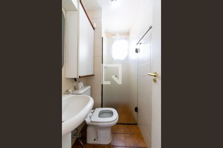 Apartamento à venda com 110m², 3 quartos e 2 vagas Apartamento à venda com 110m², 3 quartos e 2 vagasBanheiro social