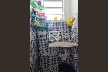 Casa à venda com 318m², 5 quartos e 4 vagas Casa à venda com 318m², 5 quartos e 4 vagasBanheiro