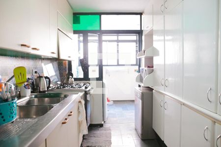 Apartamento à venda com 176m², 3 quartos e 2 vagasCozinha