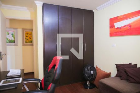 Apartamento à venda com 176m², 3 quartos e 2 vagasQuarto 3