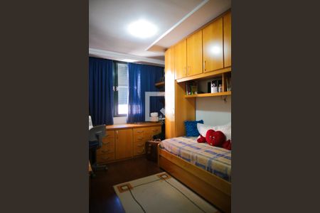 Apartamento à venda com 176m², 3 quartos e 2 vagasQuarto 2