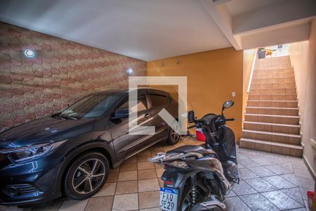 Casa à venda com 160m², 3 quartos e 2 vagas Casa à venda com 160m², 3 quartos e 2 vagasGaragem