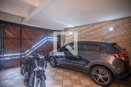 Casa à venda com 160m², 3 quartos e 2 vagas Casa à venda com 160m², 3 quartos e 2 vagasGaragem