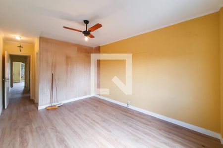 Casa à venda com 120m², 3 quartos e 2 vagasQuarto 3 - suite