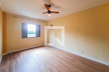 Casa à venda com 120m², 3 quartos e 2 vagasQuarto 3 - suite