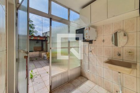 Casa à venda com 120m², 3 quartos e 2 vagasÁrea de Serviço