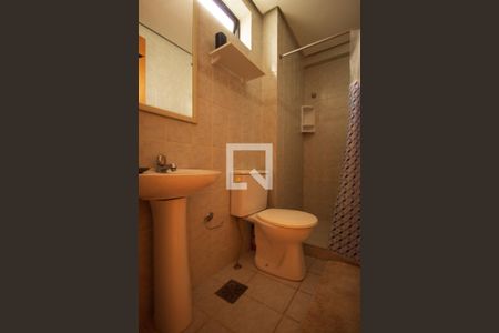 Banheiro de apartamento para alugar com 1 quarto, 32m² em Centro Histórico, Porto Alegre