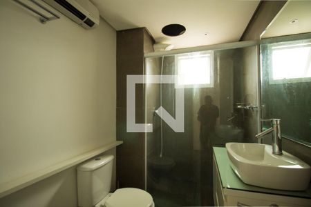 Apartamento à venda com 132m², 2 quartos e 2 vagas Apartamento à venda com 132m², 2 quartos e 2 vagasBanheiro