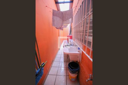 Casa à venda com 279m², 5 quartos e 5 vagasArea de serviço 2