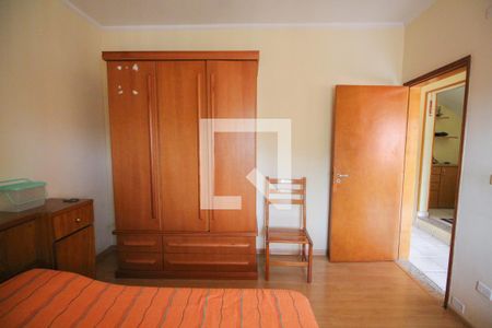 Casa à venda com 279m², 5 quartos e 5 vagasQuarto 4