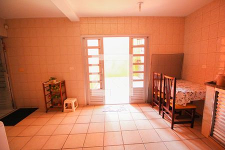 Casa à venda com 279m², 5 quartos e 5 vagasArea de serviço 2