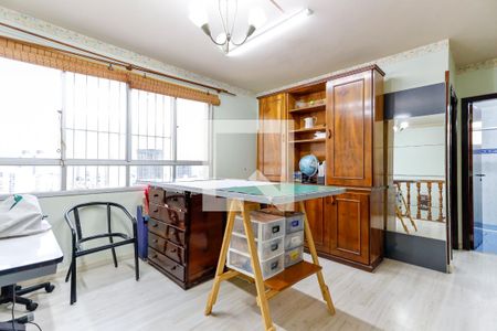 Apartamento à venda com 137m², 3 quartos e 2 vagas Apartamento à venda com 137m², 3 quartos e 2 vagasSala 2 - piso superior