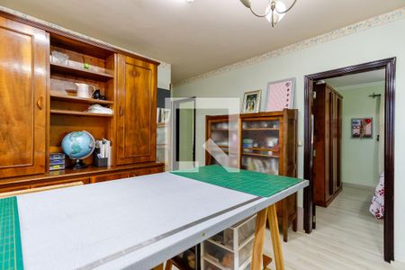 Apartamento à venda com 137m², 3 quartos e 2 vagas Apartamento à venda com 137m², 3 quartos e 2 vagasSala 2 - piso superior