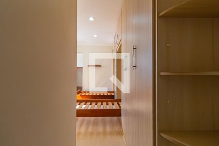 Apartamento à venda com 158m², 3 quartos e 2 vagas Apartamento à venda com 158m², 3 quartos e 2 vagasQuarto 1