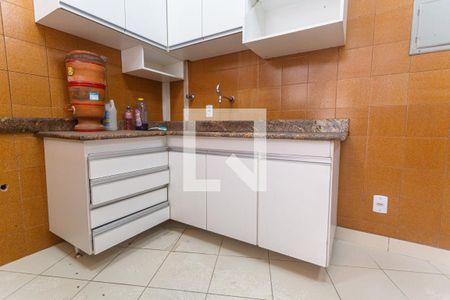Apartamento à venda com 120m², 2 quartos e 1 vagaArmário da Cozinha