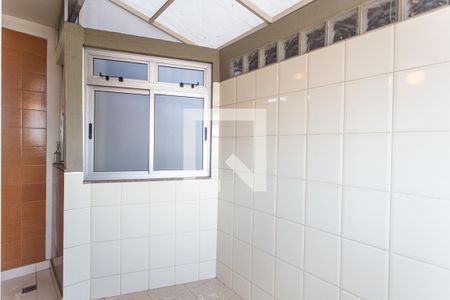 Apartamento à venda com 120m², 2 quartos e 1 vagaÁrea de Serviço