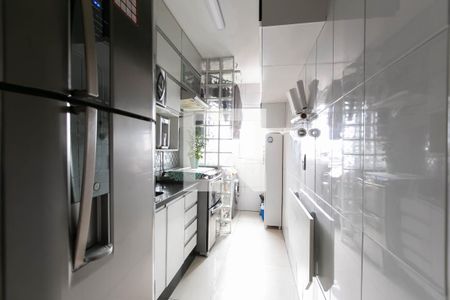 Apartamento à venda com 48m², 2 quartos e 1 vaga Apartamento à venda com 48m², 2 quartos e 1 vagaCozinha