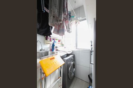 Apartamento à venda com 48m², 2 quartos e 1 vaga Apartamento à venda com 48m², 2 quartos e 1 vagaÁrea de Serviço