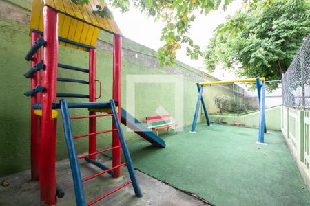 Apartamento à venda com 48m², 2 quartos e 1 vaga Apartamento à venda com 48m², 2 quartos e 1 vagaÁrea Comum - Playground