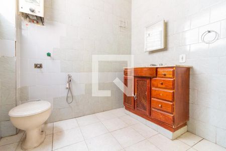 Apartamento à venda com 76m², 2 quartos e sem vaga Apartamento à venda com 76m², 2 quartos e sem vagaBanheiro
