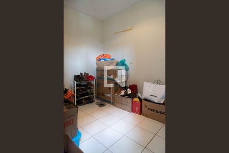 Apartamento à venda com 122m², 3 quartos e 2 vagas Apartamento à venda com 122m², 3 quartos e 2 vagasQuarto de serviço