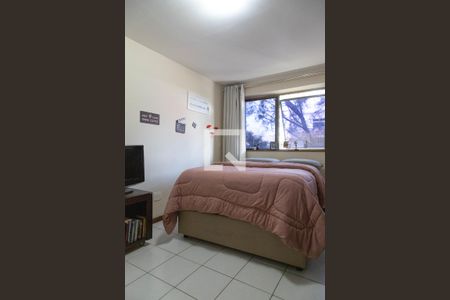 Apartamento à venda com 122m², 3 quartos e 2 vagas Apartamento à venda com 122m², 3 quartos e 2 vagasSuíte