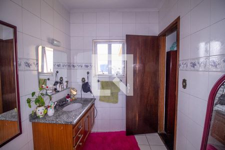 Casa à venda com 299m², 3 quartos e 3 vagasBanheiro da Suíte