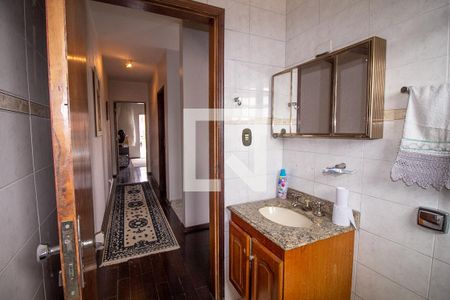 Casa à venda com 299m², 3 quartos e 3 vagasBanheiro 3