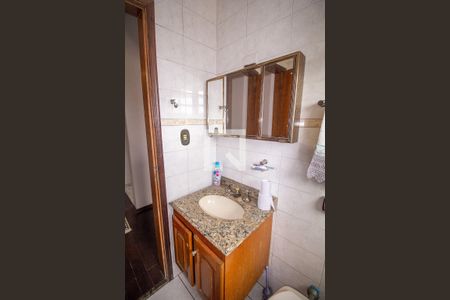 Casa à venda com 299m², 3 quartos e 3 vagasBanheiro 3