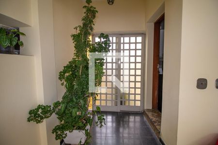 Casa à venda com 299m², 3 quartos e 3 vagasEntrada